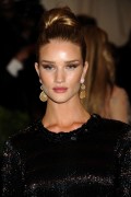 Rosie Huntington-Whiteley ロージー・ハンティントン・ホワイトレイ