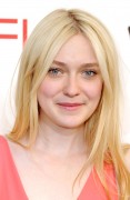 Dakota Fanning ダコタ・ファニング
